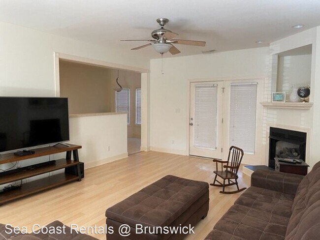 Building Photo - 3 br, 2 bath House - 3186 Marsh View Drive SW