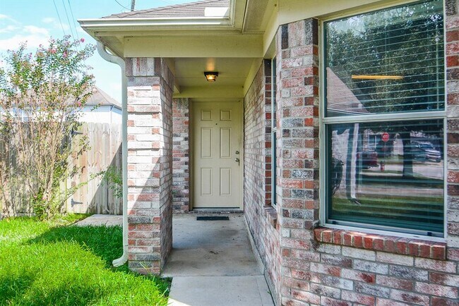 Building Photo - 21014 Foxwood Glen Ln