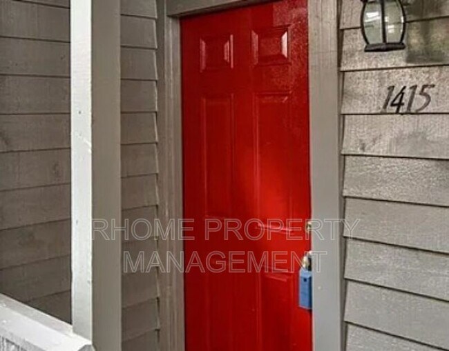 Foto del edificio - 1415 Tuxworth Cir