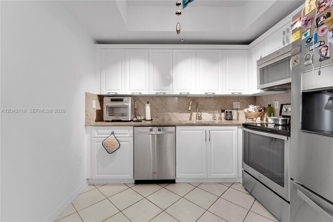 Building Photo - 3500 Coral Way