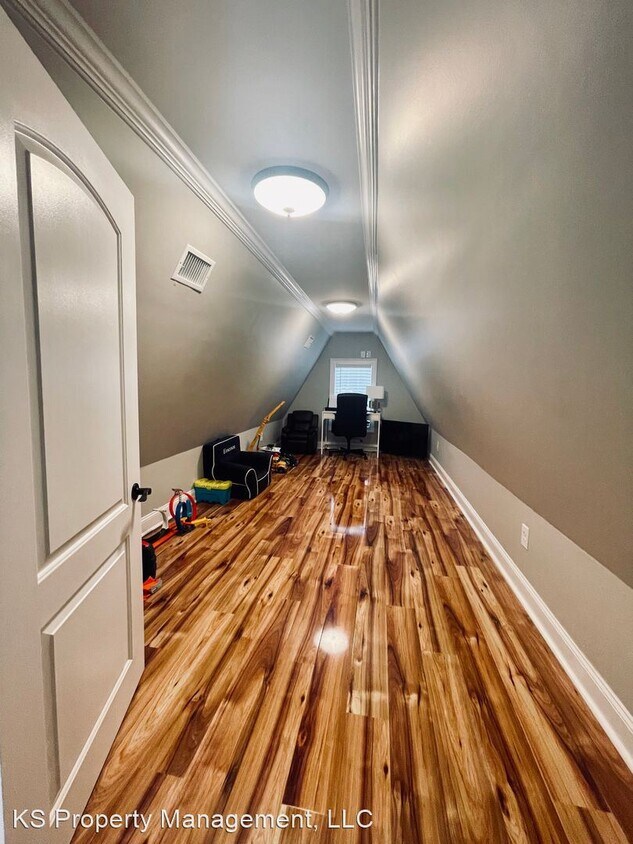 Foto del edificio - 3 br, 2.5 bath House - 4001 Ridgewood Drive