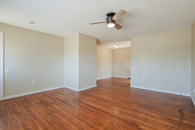 Building Photo - 3068 D Rd