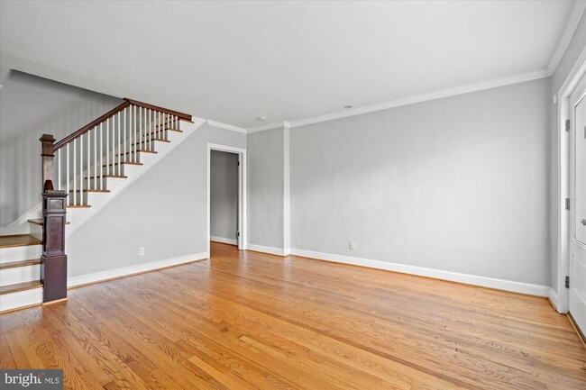Building Photo - 1224 Oronoco St