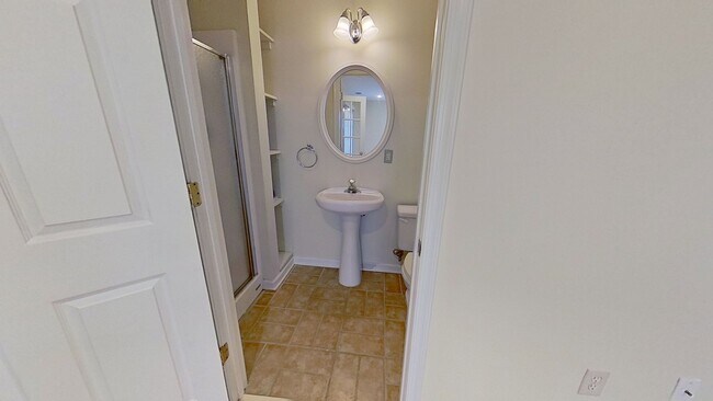 Foto del edificio - Townhouse *Move in Special*