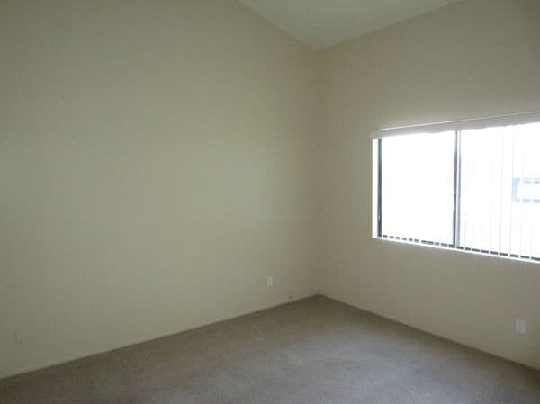 Building Photo - 33193 Friar Tuck Way