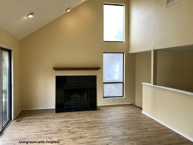 Building Photo - 168 Kingsberry Dr