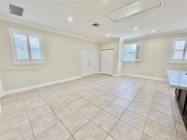Building Photo - 14450 SW 24th St