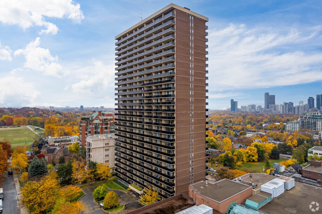 The Summerhill Apartments Apartments 7 Jackes Ave Toronto, ON