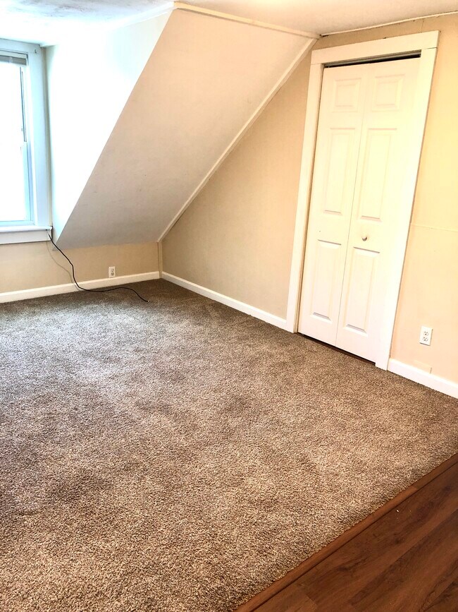 Sala principal - 72 Ash St