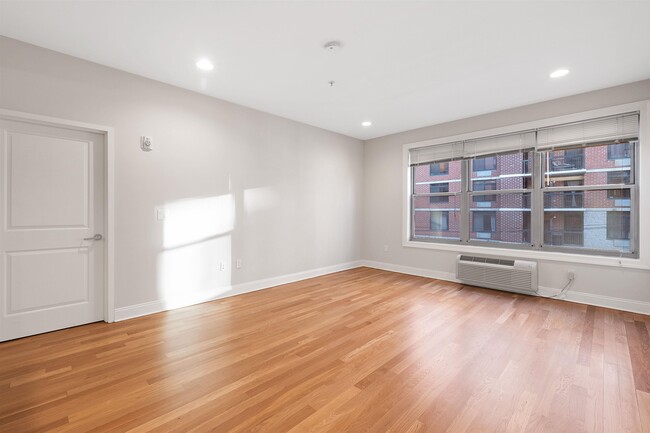 Foto del edificio - 100 Marshall St