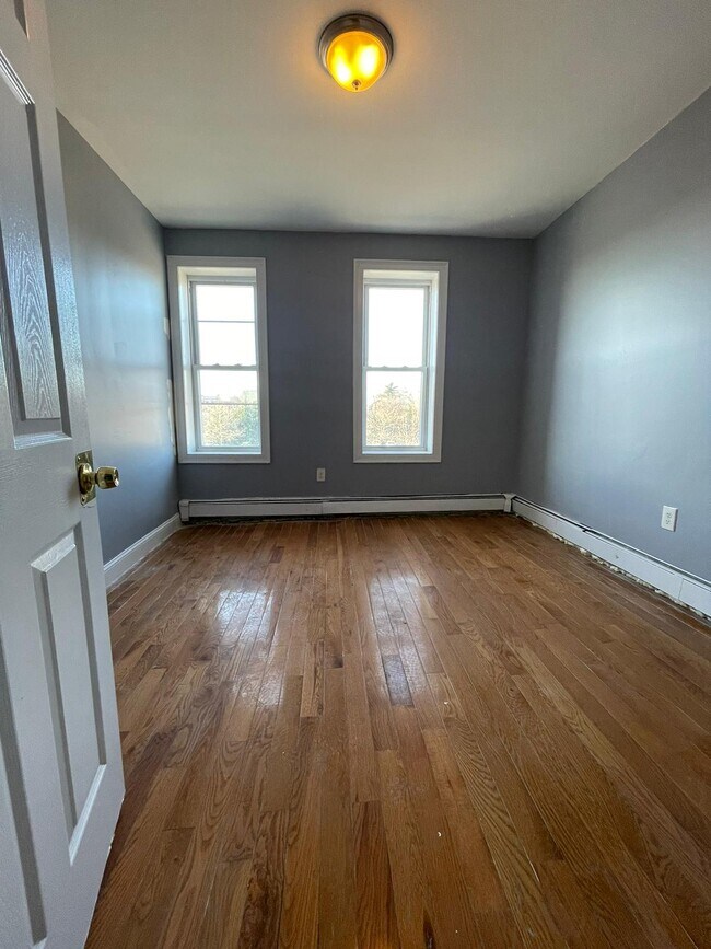 548 Ave C Unit 9 - 534 Avenue C