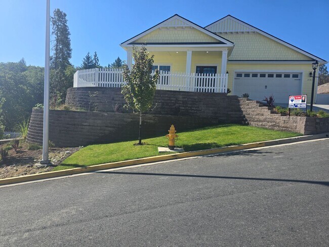 Foto del edificio - 3 bed 2 bath Brand-New Custom-Built- Home