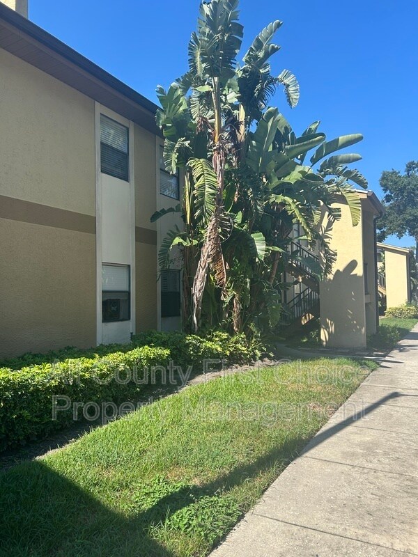 Building Photo - 12293 Sailwinds Dr