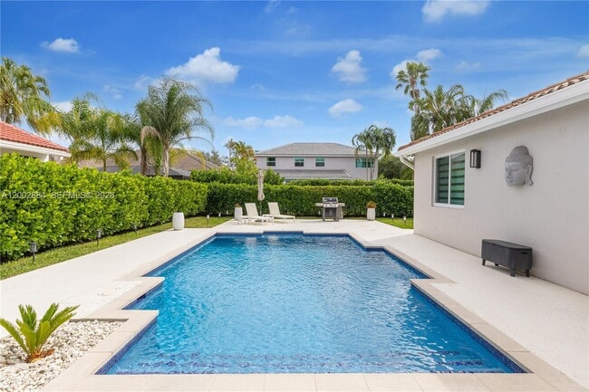 Building Photo - 2614 Oakbrook Ct