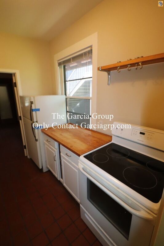 Building Photo - 1407 SW Hall St