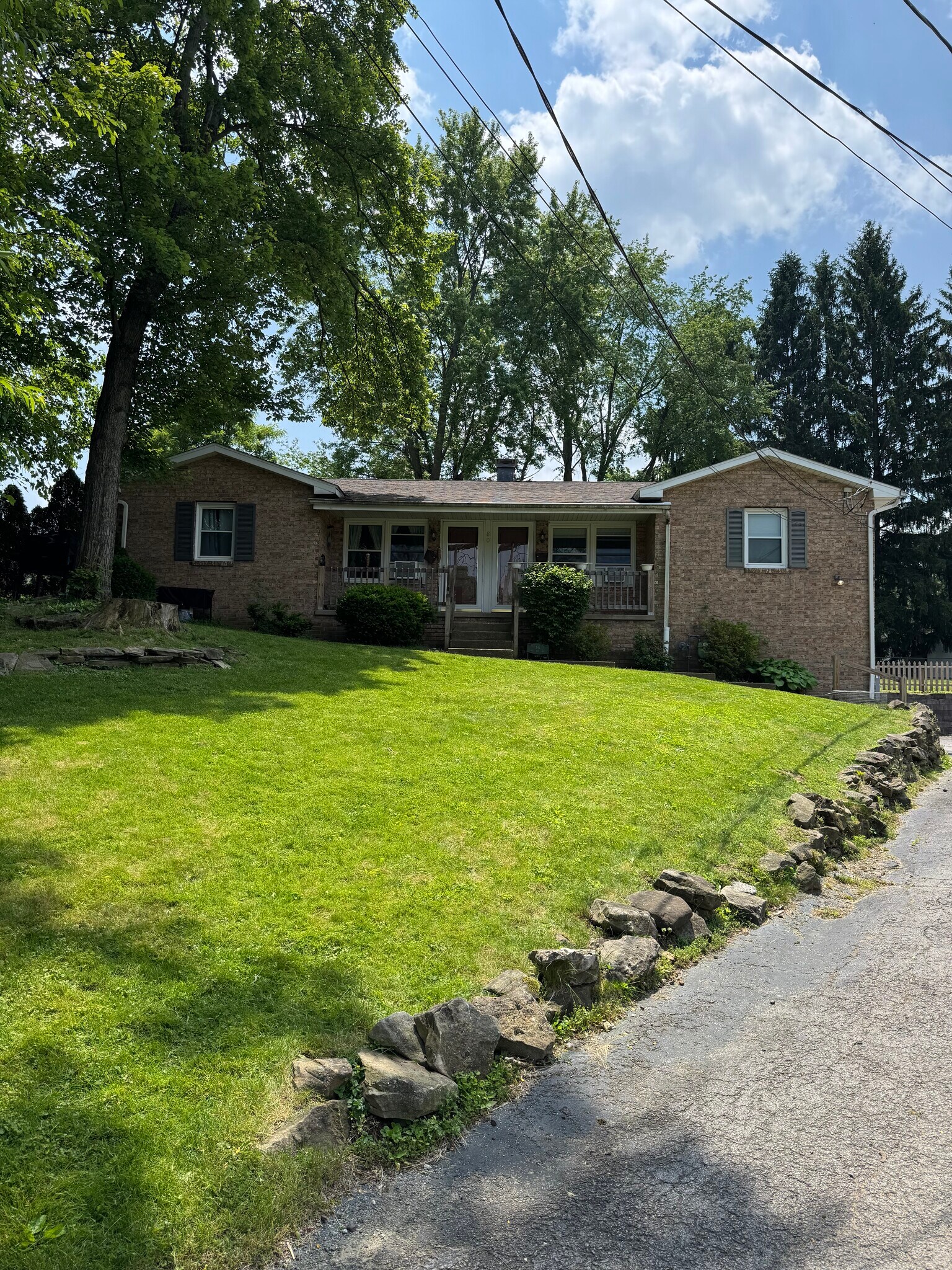 80 Mary Ann Ln Youngstown, OH 44511 – photo 2