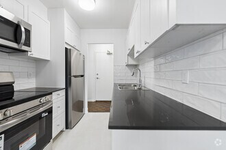 1BR, 1BA - 613SF - Kitchen - 80 Cosburn Avenue