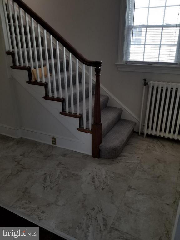 Foto del edificio - 612 N Kenmore St