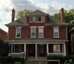 Building Photo - 1731-1733 Summit St