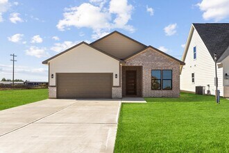 Building Photo - 11137 Rd 5503