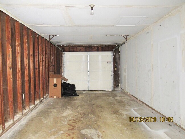 Building Photo - 5801 Westhaven Dr, Indpls, IN 46254