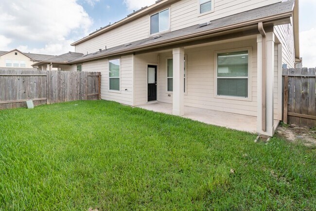 Building Photo - Bavaria - 9719 Floria Ct, Houston, TX 77044