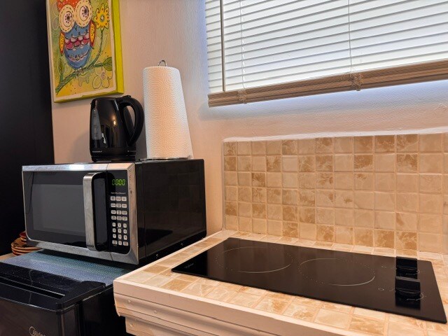 Foto del edificio - 7151 Meade St