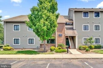 Building Photo - 601 Ravens Crest Dr