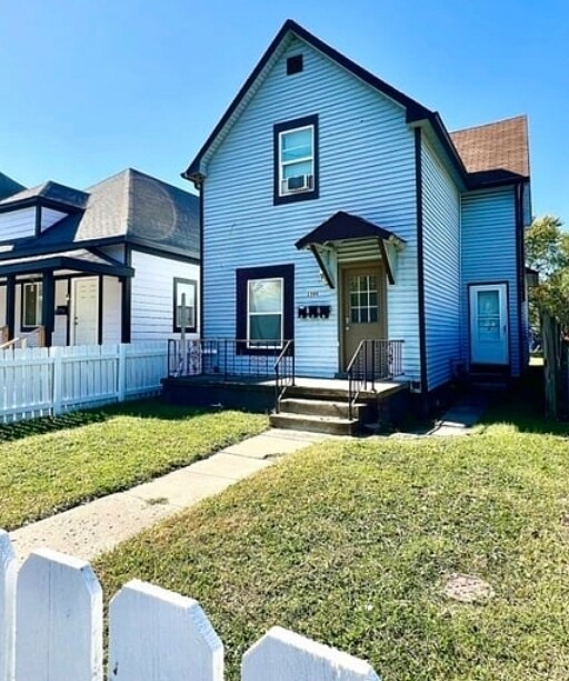 Building Photo - 1344 S Belmont Ave