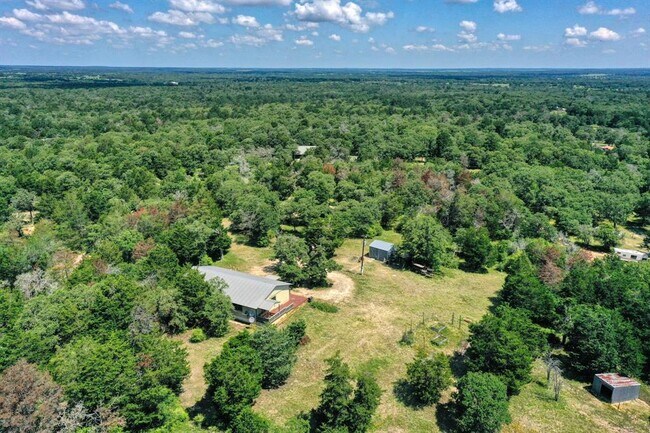 Building Photo - 1170 County Rd B