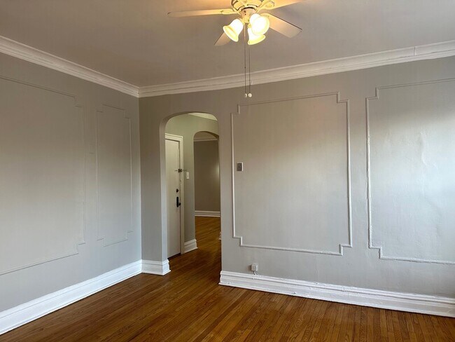 Foto del edificio - 432 S Maple Ave