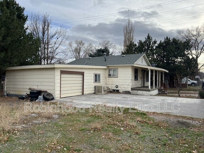 Building Photo - 786 Wilson Ave