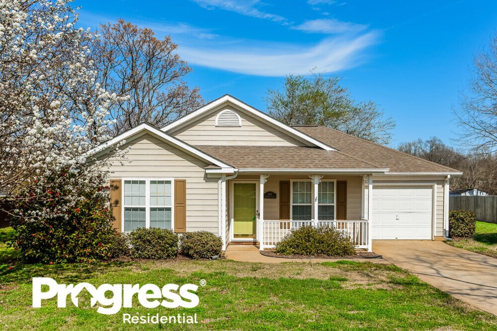 Foto principal - 908 Buttermilk Ln