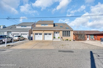 Building Photo - 8 Bahia Ct