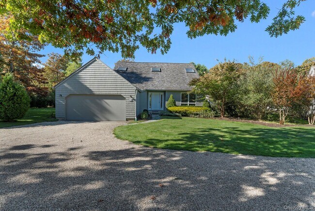 Foto del edificio - 45 Huckleberry Ln