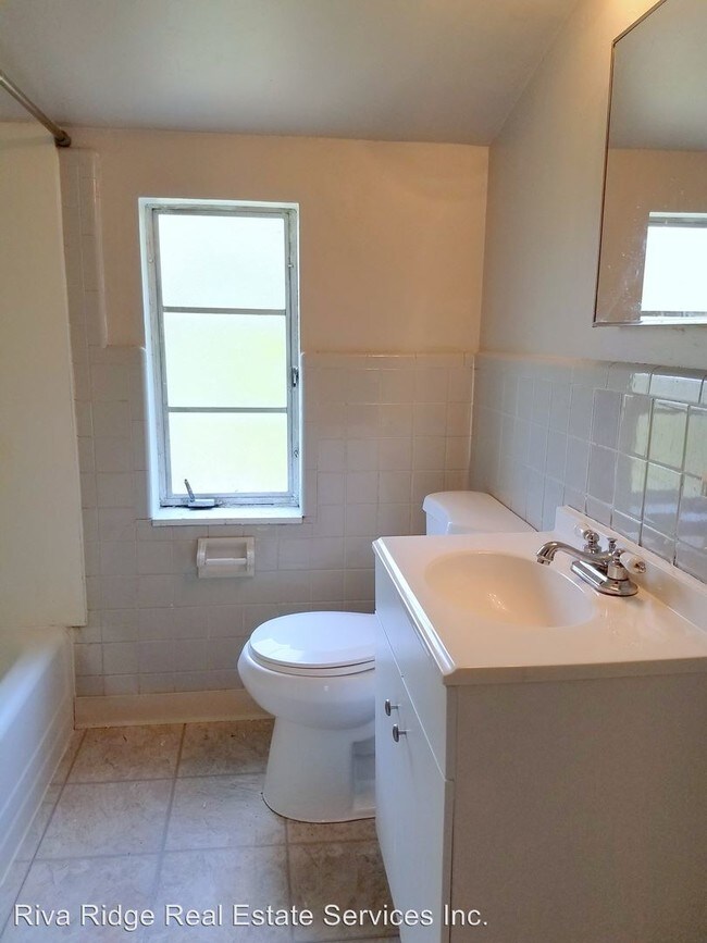 Building Photo - 462-464 Idlewood Rd