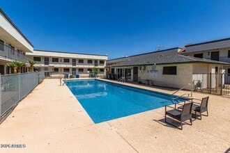 Building Photo - 18202 N Cave Creek Rd