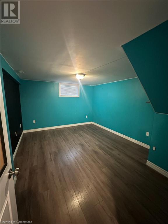 Photo du bâtiment - 198 E 15th St