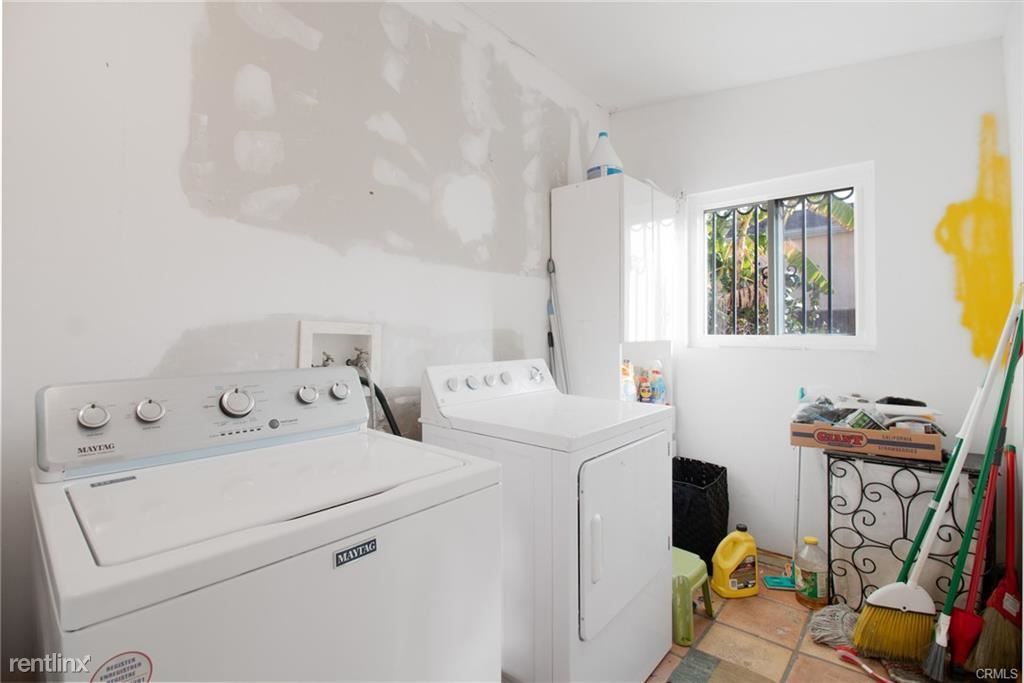 Primary Photo - 5 br, 3 bath House - 1127 S Lucerne Blvd