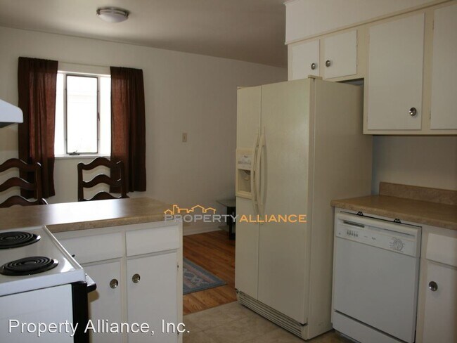 Foto del edificio - 3 br, 2 bath House - 12565 E. 14th Avenue