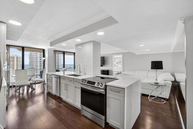 Foto del edificio - 4200 N Ocean Dr