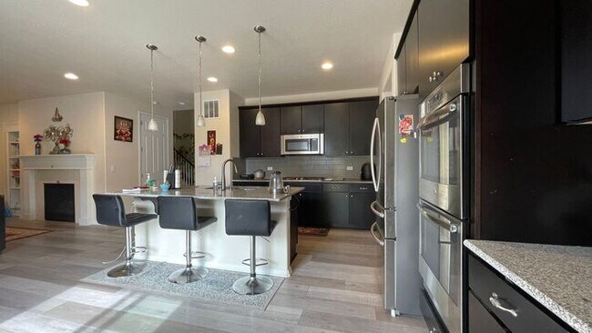 Foto del edificio - Beautiful Newer Home