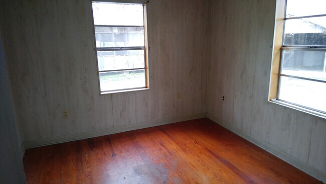 Foto del edificio - 179 Nichols Rd