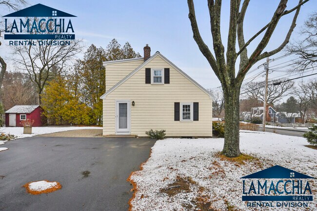Building Photo - 142 Dalton Rd