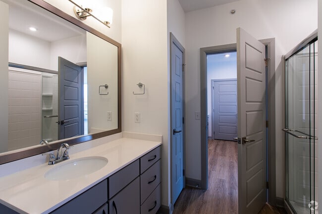 1BR, 1BA - Robinson - The Rise