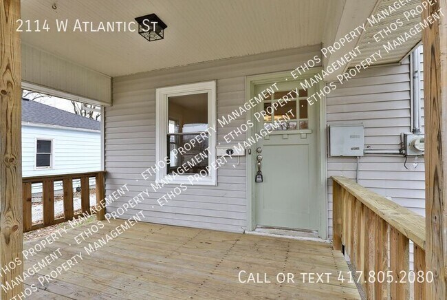 Foto del edificio - 2114 W Atlantic St