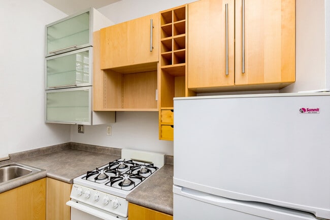 #6 - 718 18th St
