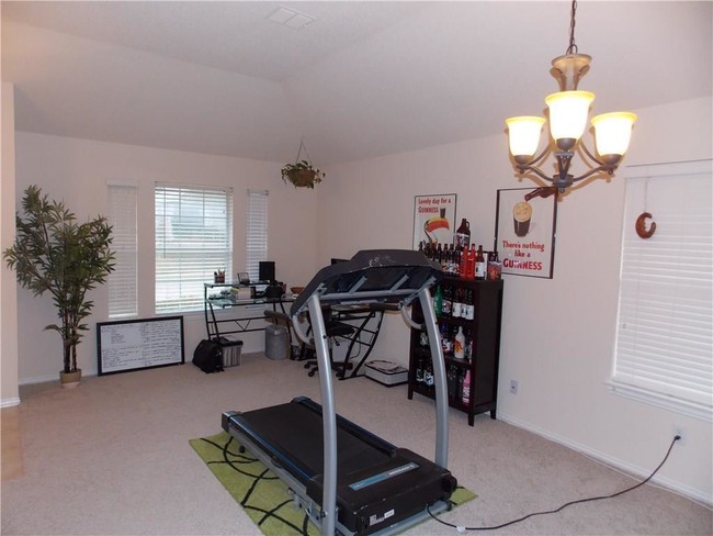 Building Photo - 6212 Candletree Ln