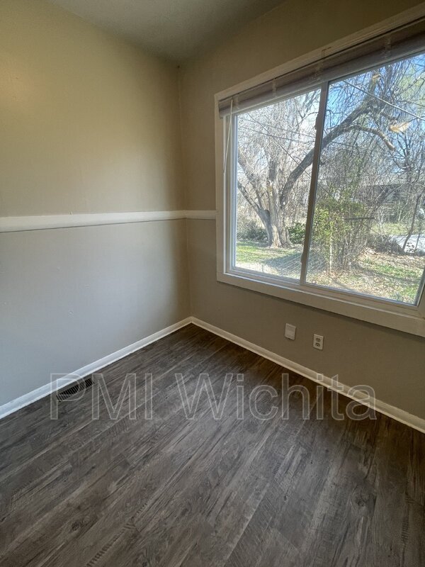 Foto del edificio - 2322 S Broadview St