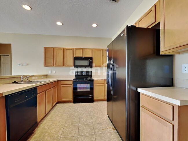 Foto del edificio - 655 Sunny Stroll Dr